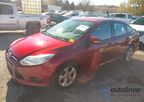 2014 Ford Focus Se z USA, uszkodzony, nr VIN 1FADP3F27EL430045
